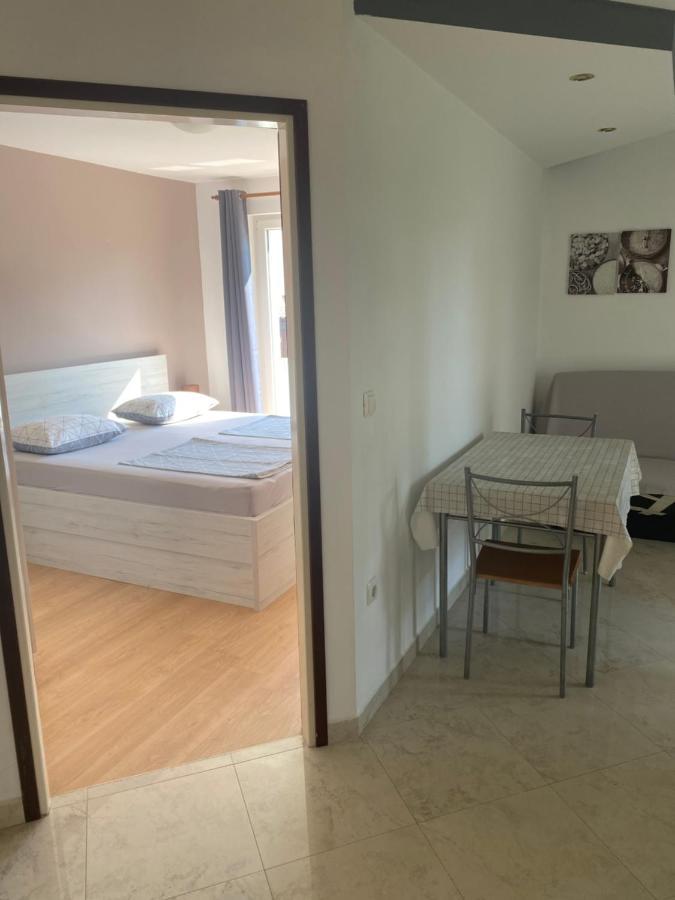 Apartments Nautica Barbat na Rabu Экстерьер фото