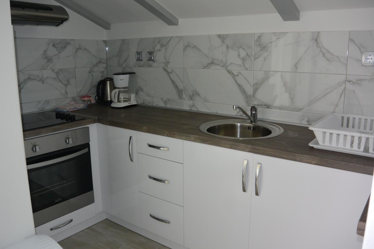 Apartments Nautica Barbat na Rabu Экстерьер фото