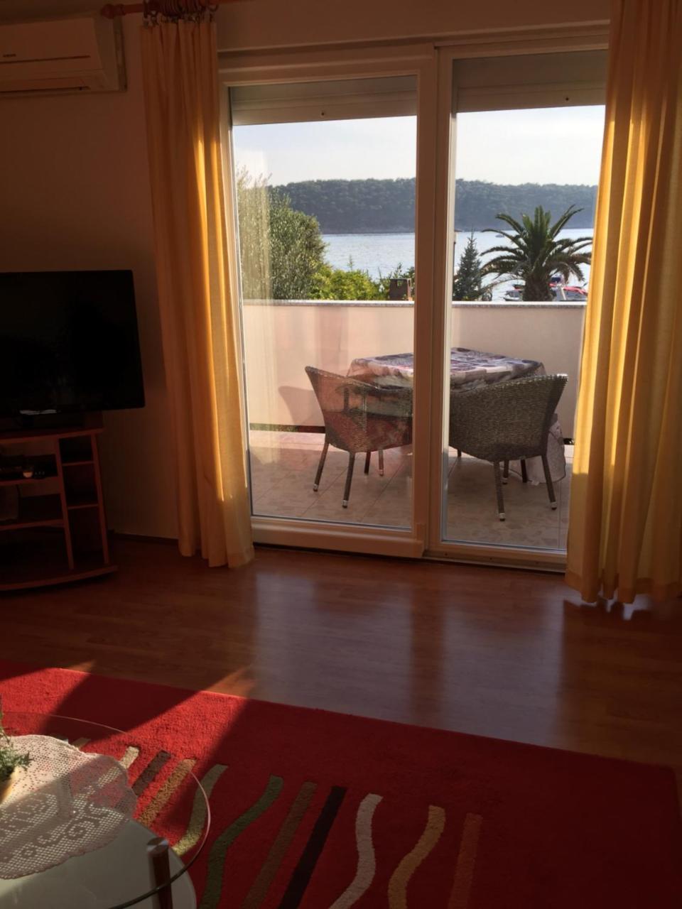 Apartments Nautica Barbat na Rabu Экстерьер фото